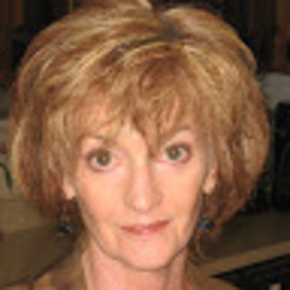 Meet your Posher, Suzanne - Picture 1 of 1